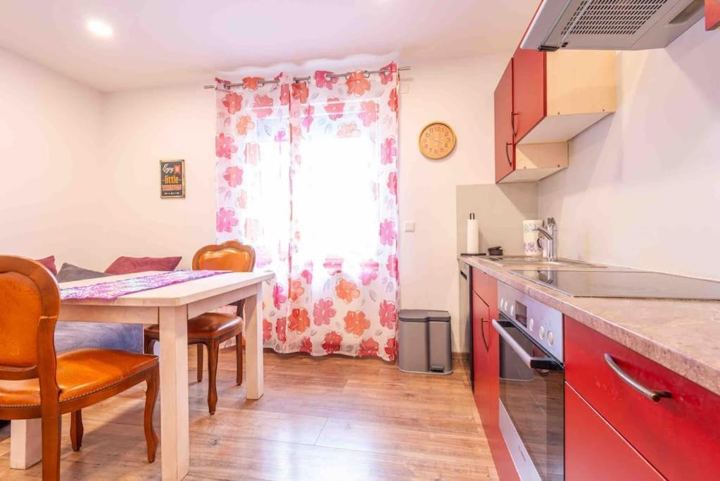 Apartment Wunderschoene Naehe Essen / Duesseldorf
